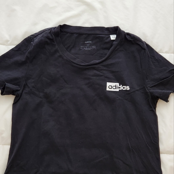 Adidas Tee Size M - Picture 5 of 11